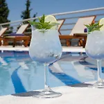 شقة فندقية Adriatica 2*