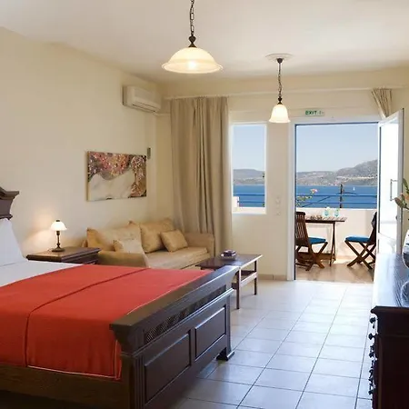 Adriatica شقة فندقية 2*