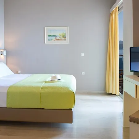 Adriatica Apartmanhotel 2*