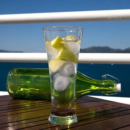 Adriatica מלון דירות