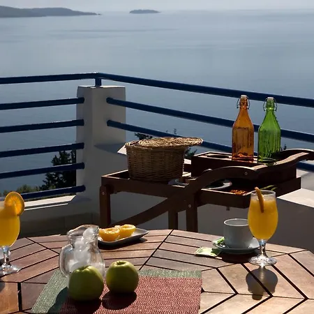 Adriatica מלון דירות