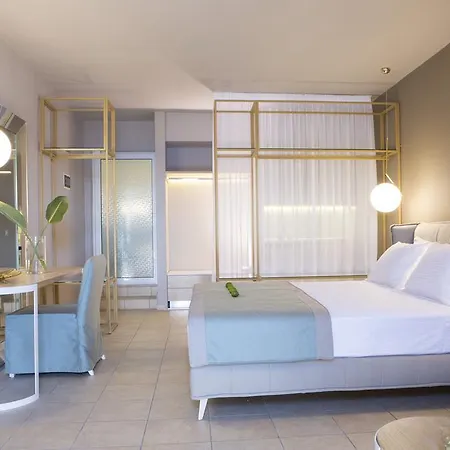 Adriatica Aparthotel 2*