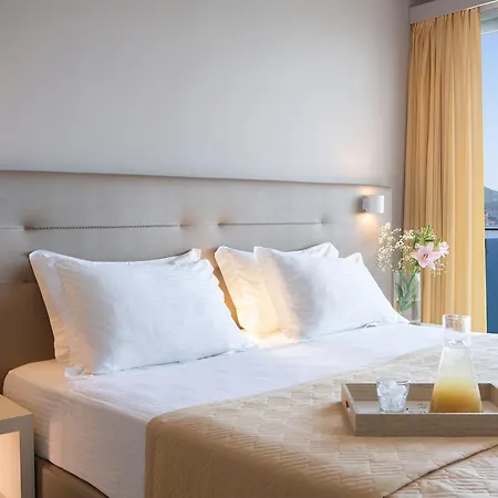 Adriatica Никиана