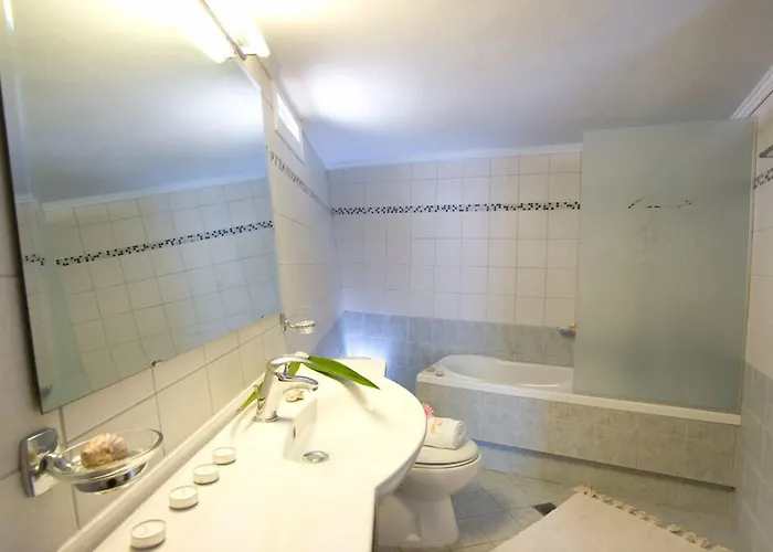 Adriatica Апарт-отель Никиана